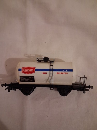 Unigate tank wagon s252 - wagon, no
